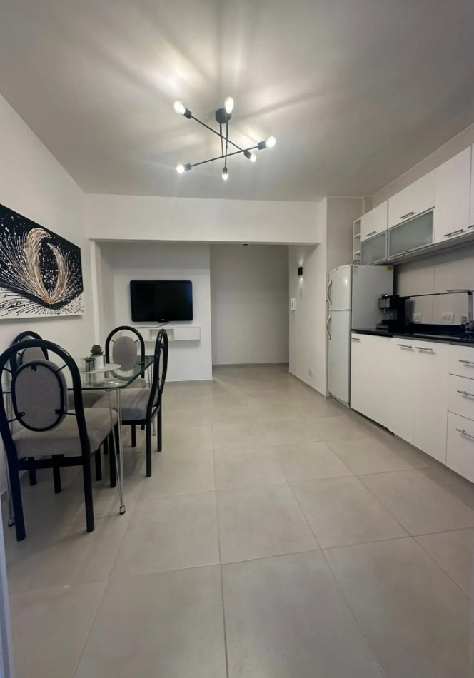 SARMIENTO 2200, VENTA IMPEC DEPTO 1 AMB Y MEDIO DIVIDIDO