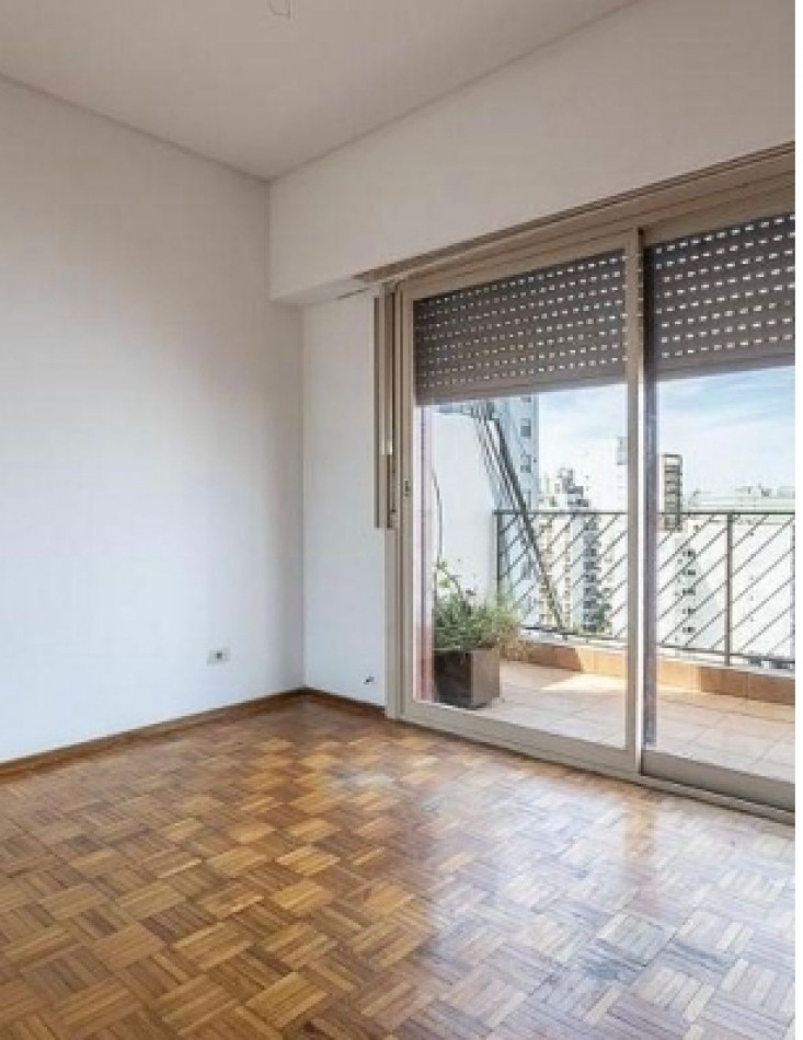 AV LA PLATA 600, Venta 3 amb c/COCHERA FIJA BALCON SEMI-ATERRAZADO