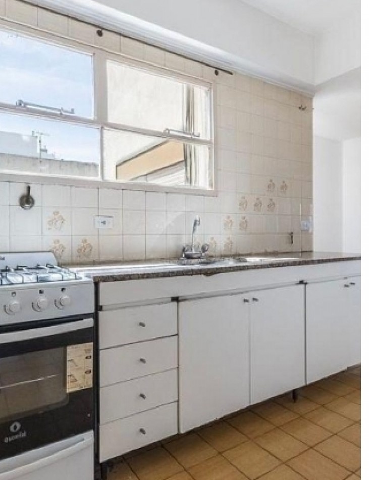 AV LA PLATA 600, Venta 3 amb c/COCHERA FIJA BALCON SEMI-ATERRAZADO