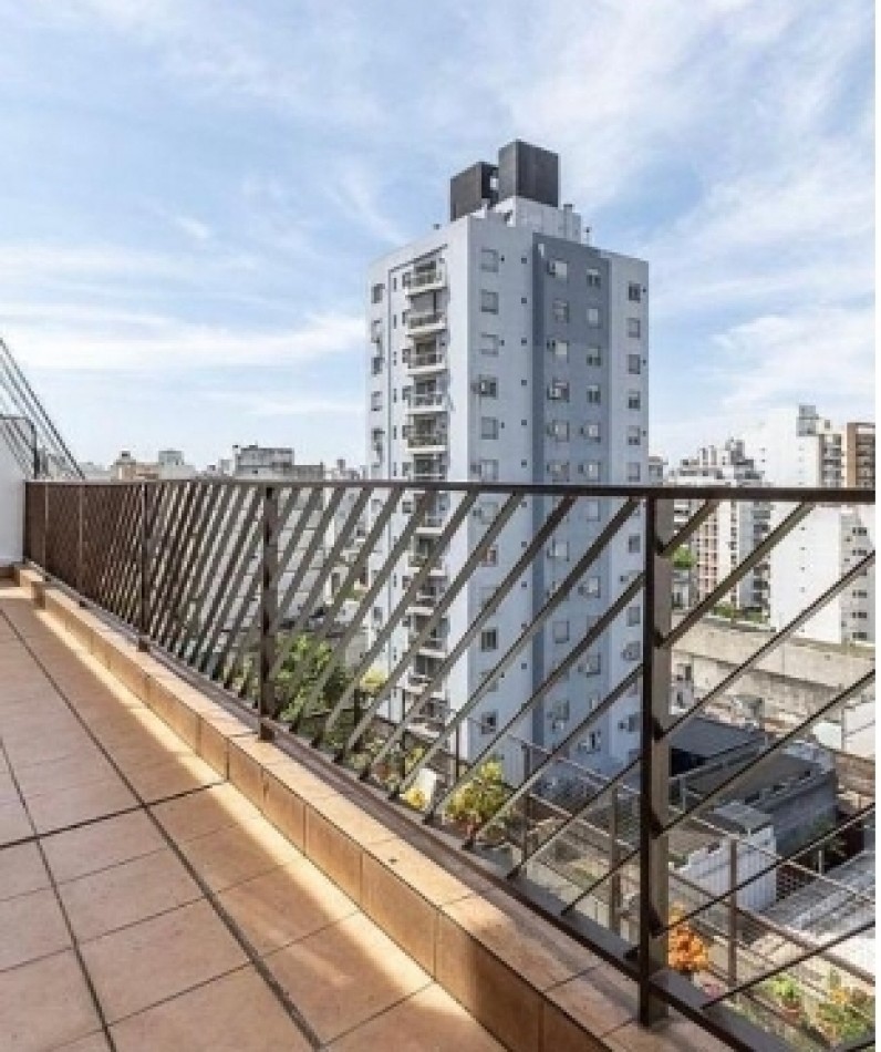 AV LA PLATA 600, Venta 3 amb c/COCHERA FIJA BALCON SEMI-ATERRAZADO