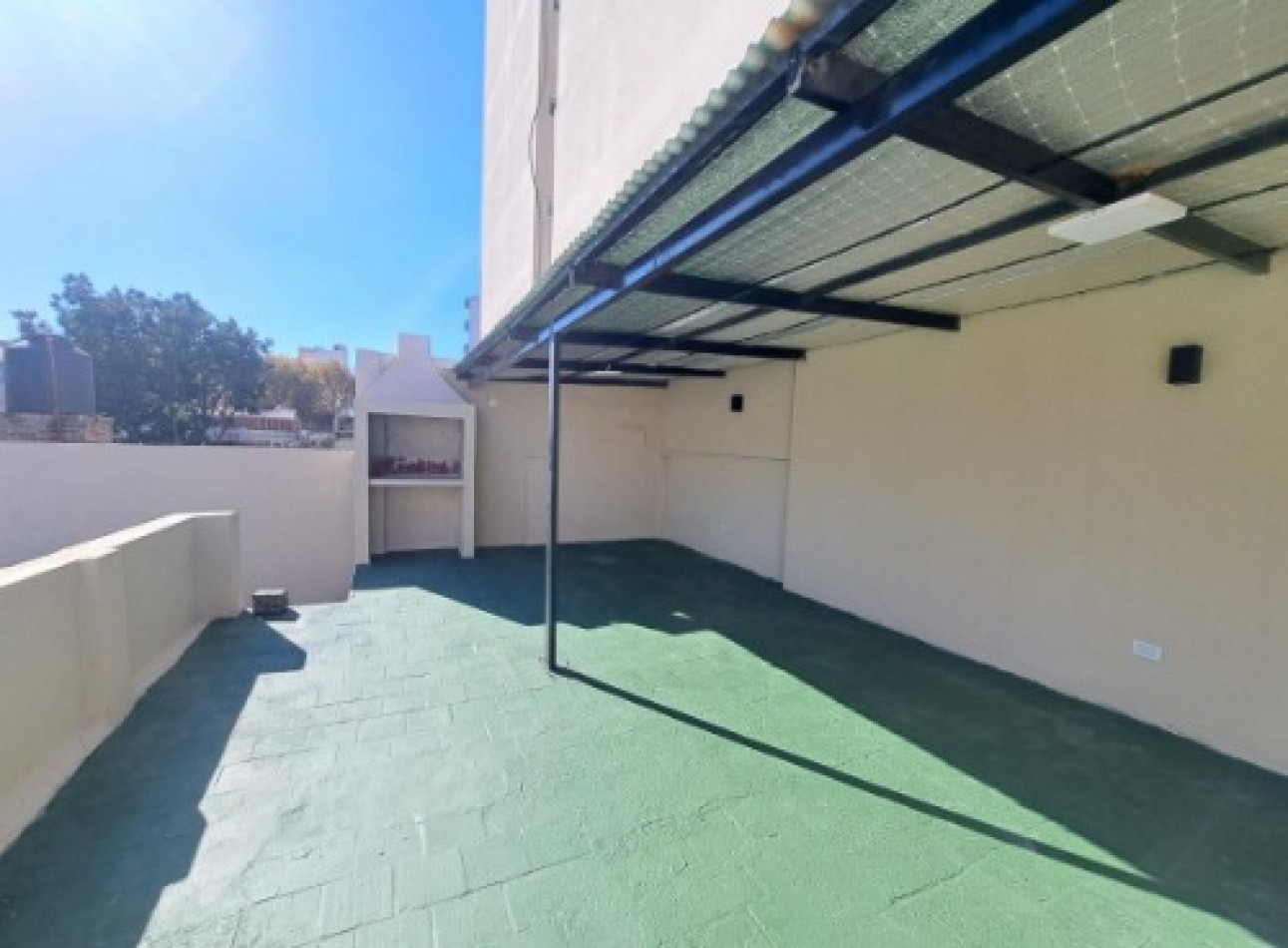 AV. ESCALADA 800, VENTA PH DE CUATRO AMBIENTES