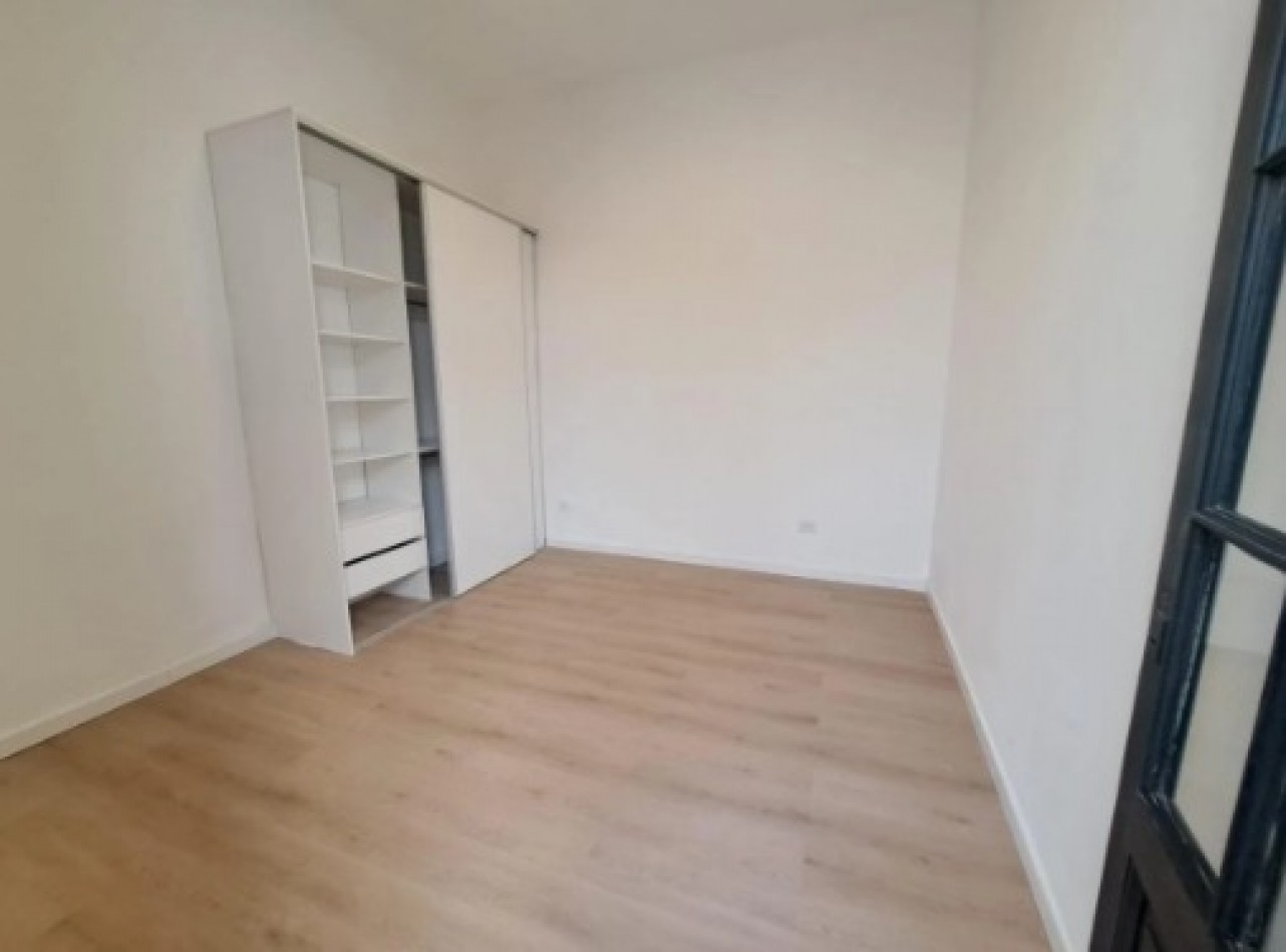 AV. ESCALADA 800, VENTA PH DE CUATRO AMBIENTES