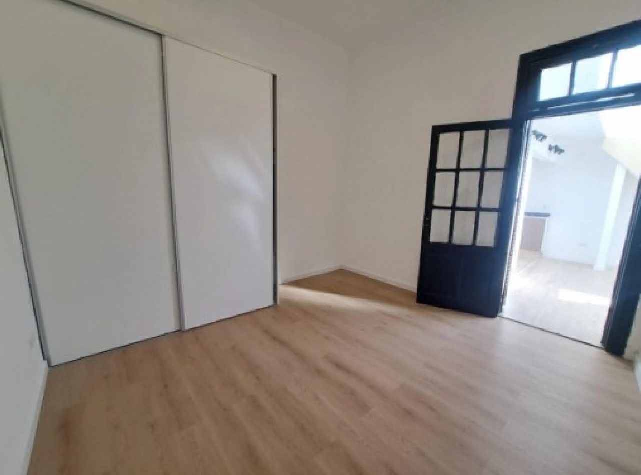 AV. ESCALADA 800, VENTA PH DE CUATRO AMBIENTES