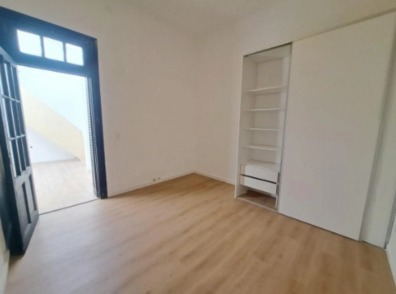 AV. ESCALADA 800, VENTA PH DE CUATRO AMBIENTES