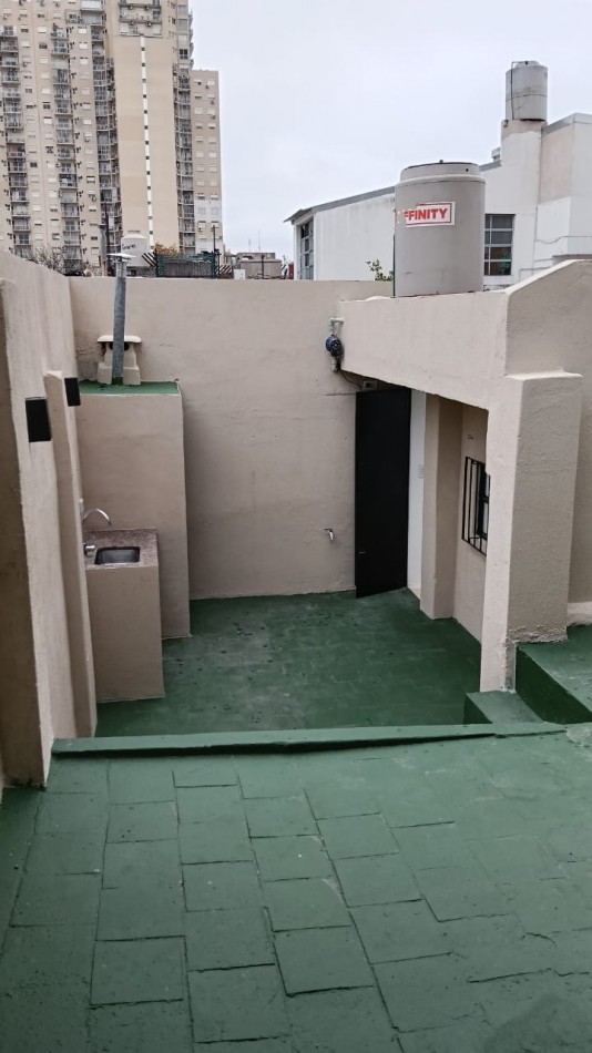 AV. ESCALADA 800, VENTA PH DE CUATRO AMBIENTES