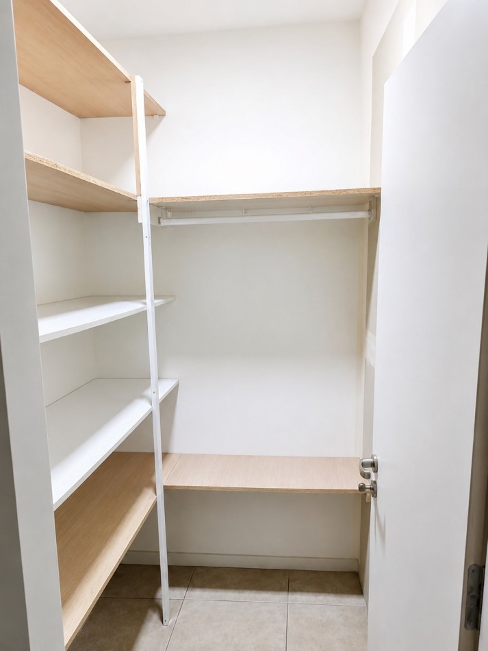 CAMARGO 1000, VENTA Depto 1 AMB Y MEDIO : DIVISIBLE AL FRENTE BALCON 