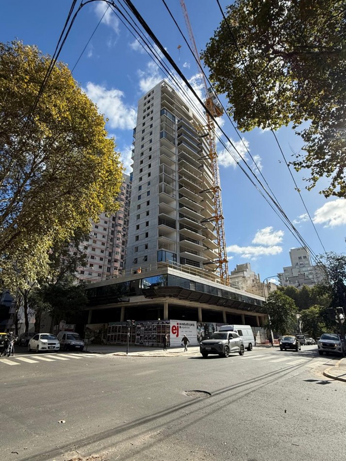 PARAGUAY 4300, VENTA SEMI-PISOS CUATRO AMBIENTES EN VENTA