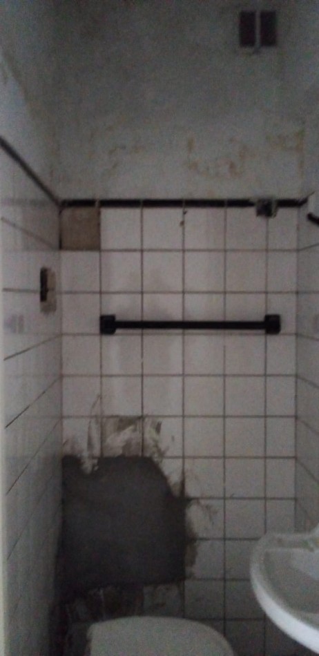 JUNIN 500, VENTA 1 AMB A RECICLAR IDEAL INVERSORES, ARQUITECTOS, 