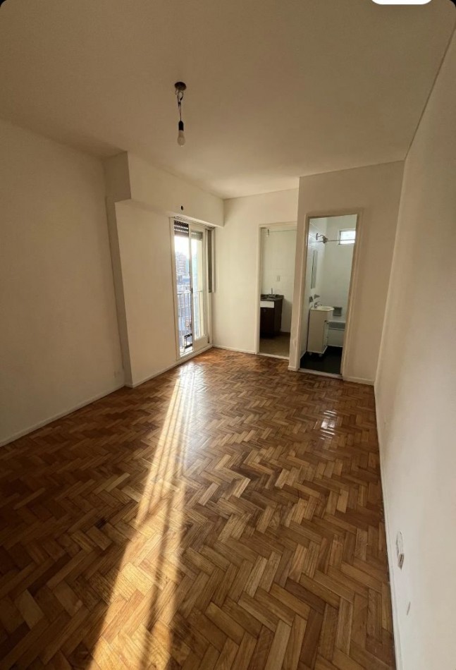 AV LA PLATA 800, Venta 1 AMB Mtrs Av Pedro Goyena