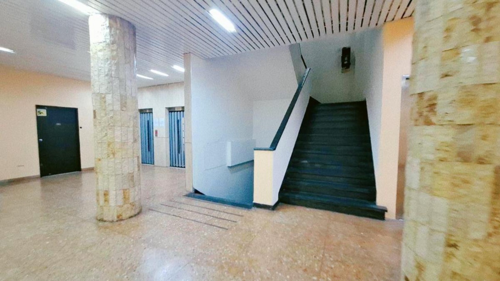 TUCUMAN 2300, VENTA 1 AMB DIVIISBLE APTO PROF PROX FACULTADES U.B.A