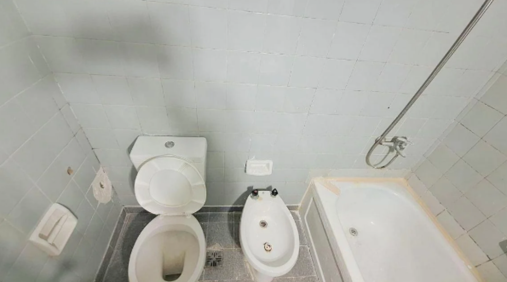 TUCUMAN 2300, VENTA 1 AMB DIVIISBLE APTO PROF PROX FACULTADES U.B.A