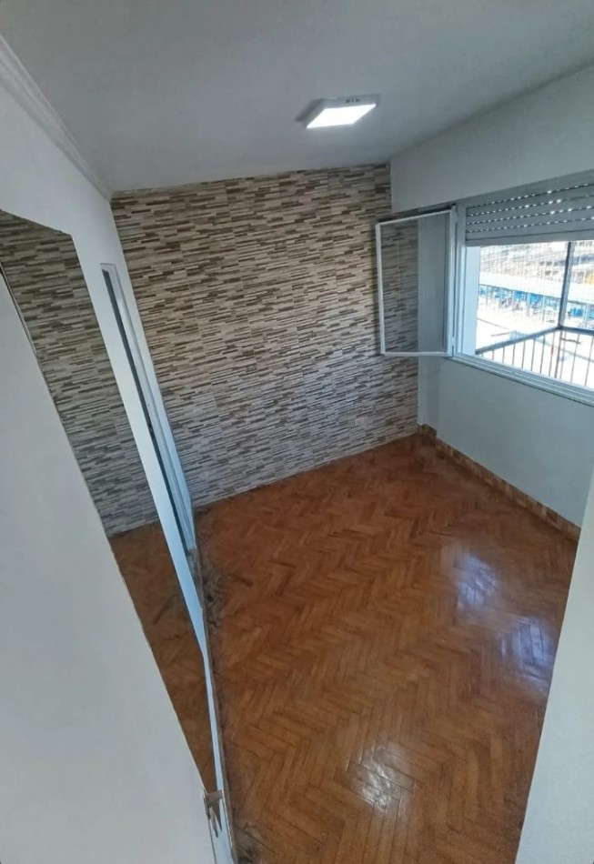 DORREGO 600, VENTA 2 AMB IMPEC !!! CONTRAFRENTE BALCON CORRIDO