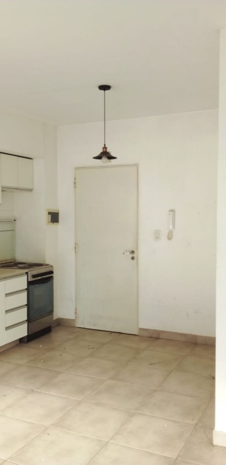 HUMBOLTD 837, ALQUILER 1 AMB FTE BALCON 