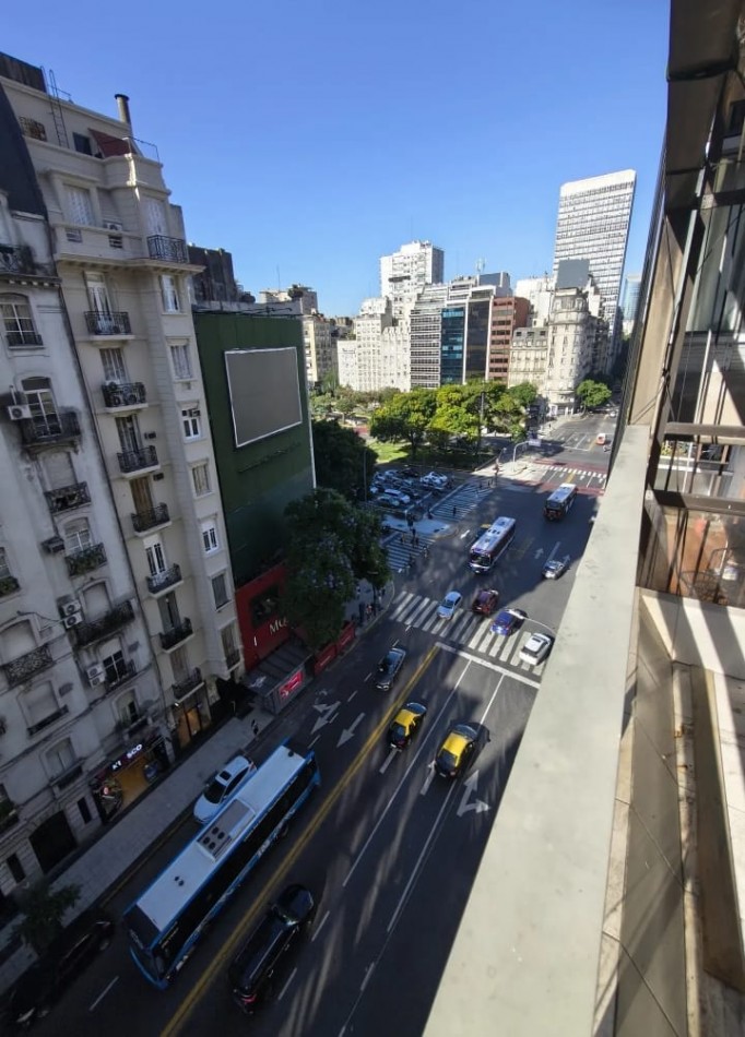 AV SANTA FE 1100, VENTA 1 AMB AL FRENTE C/BALCON IDEAL INVERSION !!! Mtrs Av 9 de JULIO