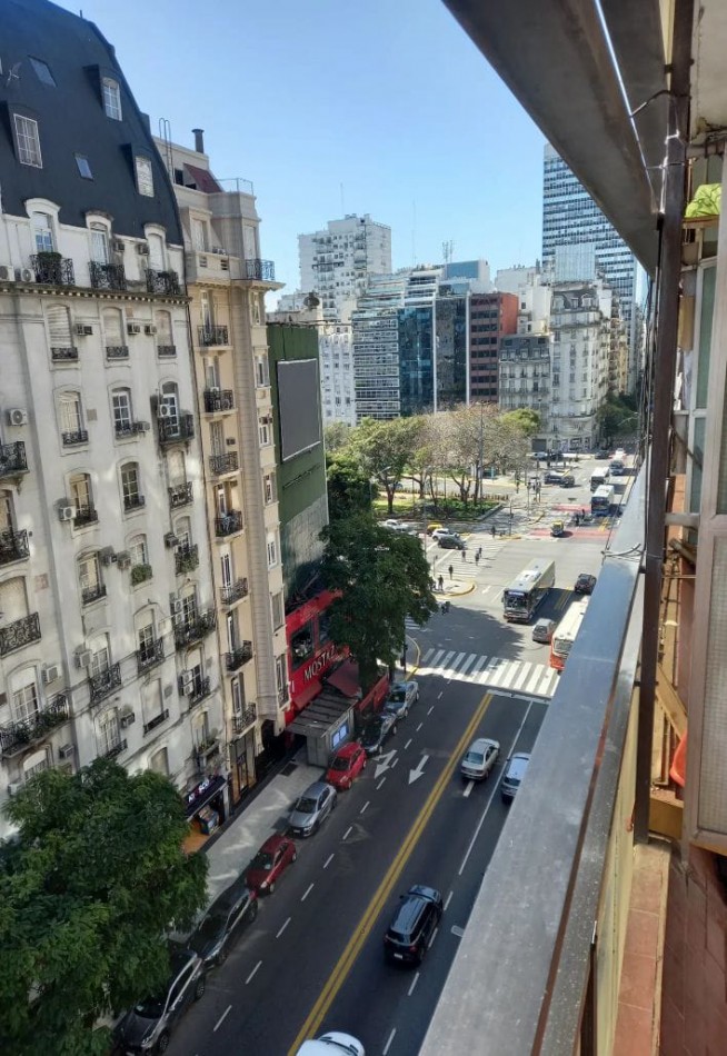 Av Santa Fe 1100, Venta 1 Amb al Frente Balcon Apto Prof Apto Vivienda. ideal inversion 