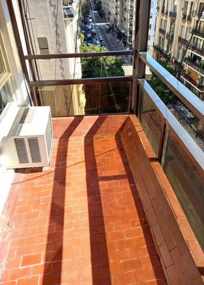 Av Santa Fe 1100, Venta 1 Amb al Frente Balcon Apto Prof Apto Vivienda. ideal inversion 