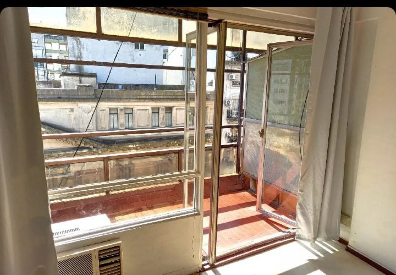 Av Santa Fe 1100, Venta 1 Amb al Frente Balcon Apto Prof Apto Vivienda. ideal inversion 