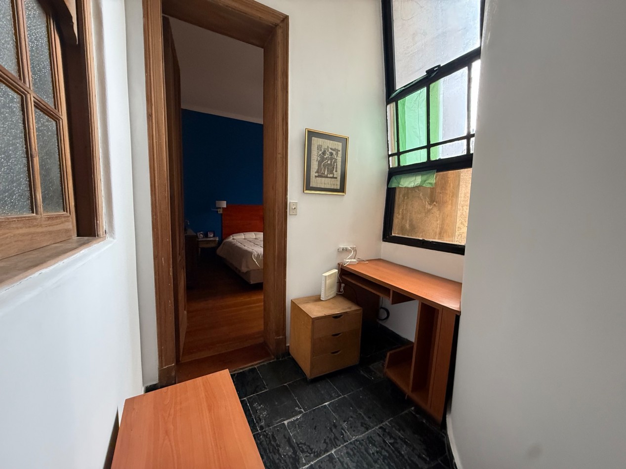 SOLIS 1800, VENTA PH SEIS AMBIENTES EN PARQUE PATRICIOS