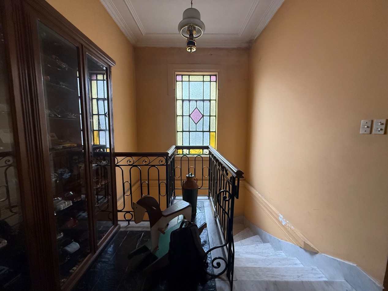 SOLIS 1800, VENTA PH SEIS AMBIENTES EN PARQUE PATRICIOS