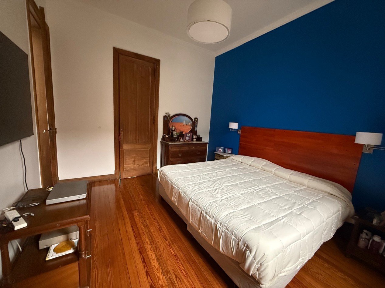 SOLIS 1800, VENTA PH SEIS AMBIENTES EN PARQUE PATRICIOS