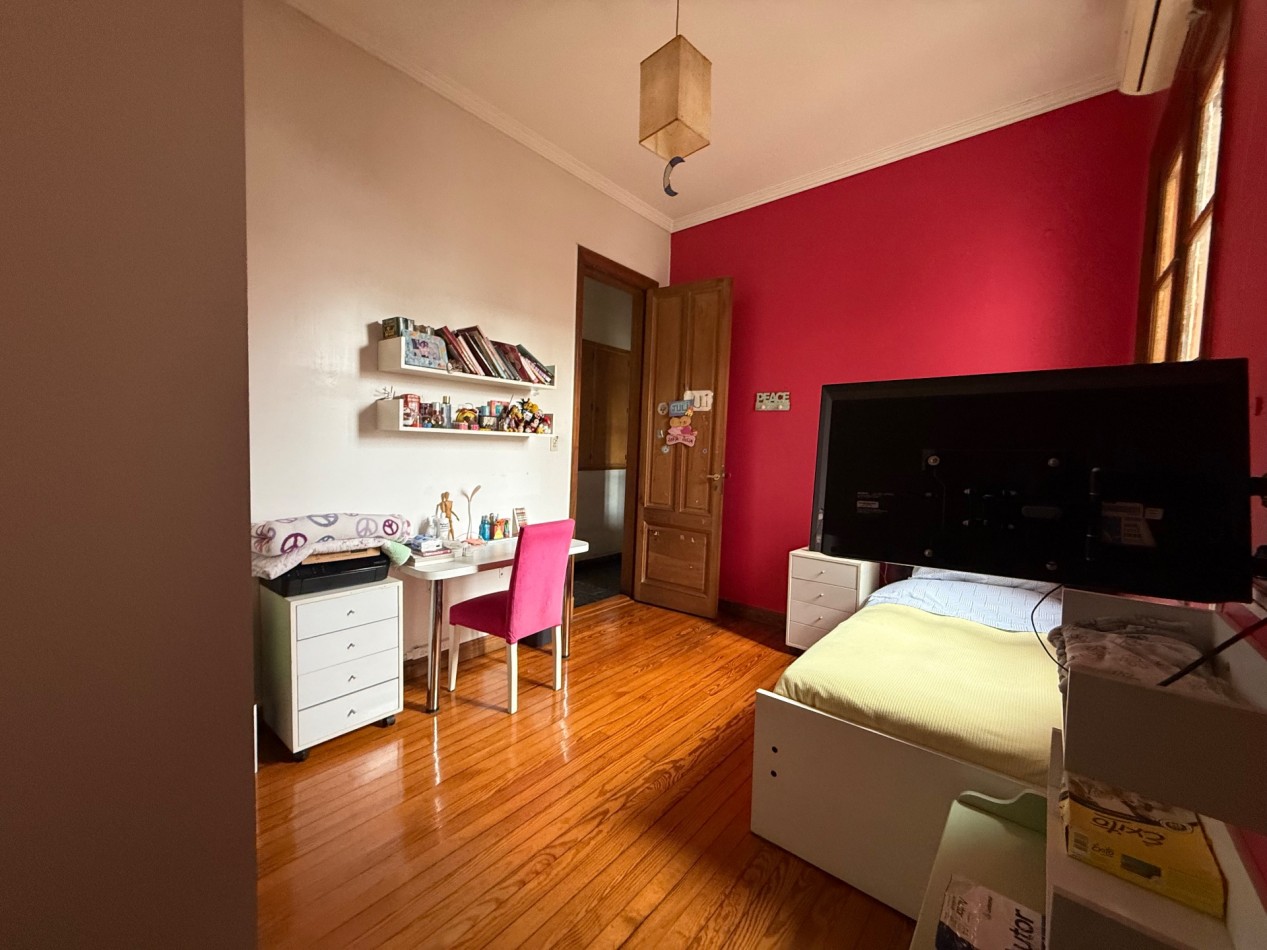 SOLIS 1800, VENTA PH SEIS AMBIENTES EN PARQUE PATRICIOS