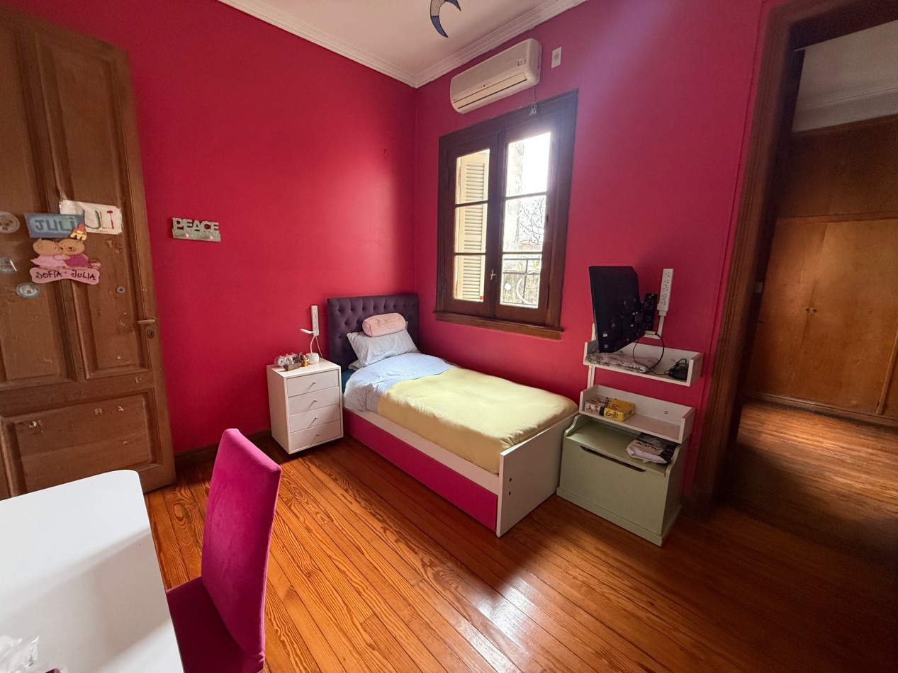 SOLIS 1800, VENTA PH SEIS AMBIENTES EN PARQUE PATRICIOS