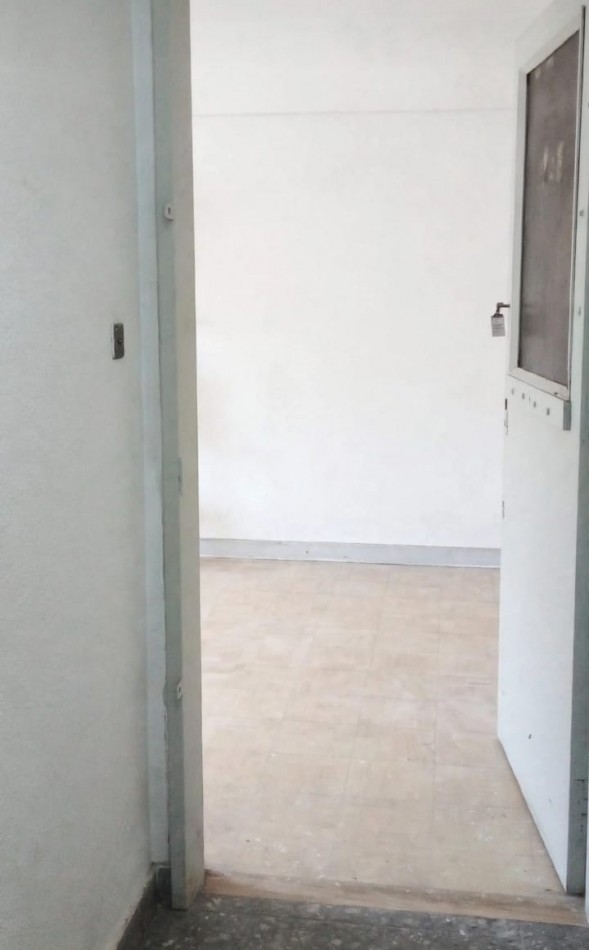 JUNIN 500, VENTA 1 A RECICLAR APTO TODO DESTINO, PROXIMO FACULTADES U.B.A
