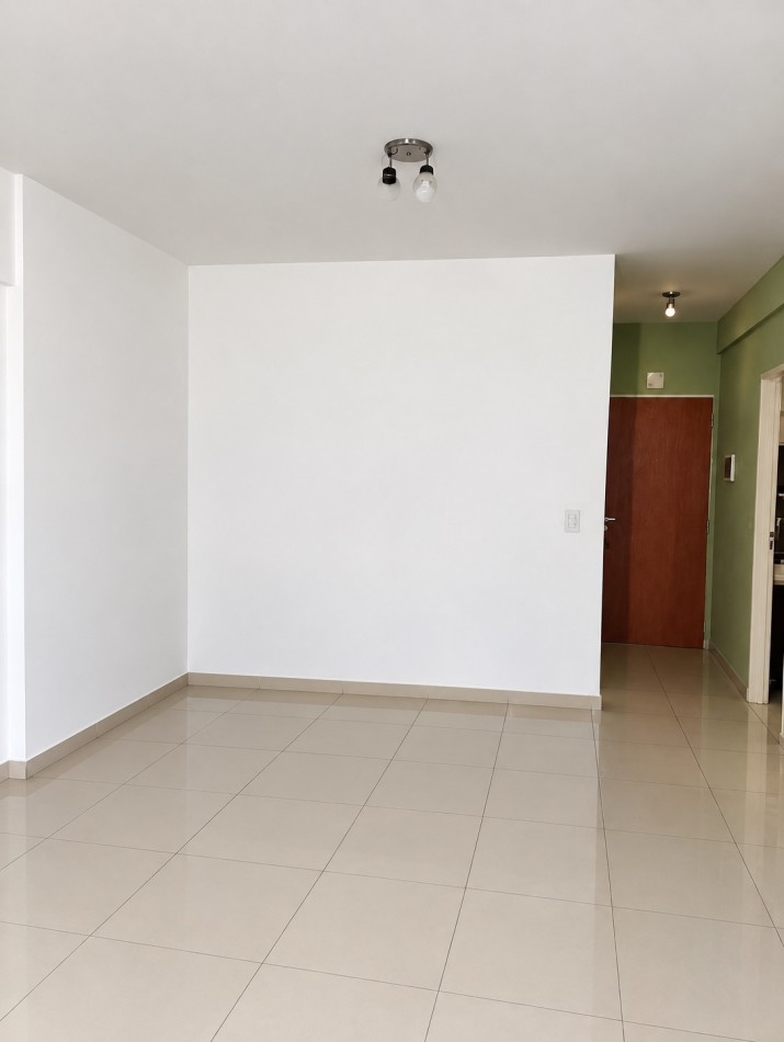 AV. SAN MARTIN 1600, VENTA DEPARTAMENTO DOS AMBIENTES 