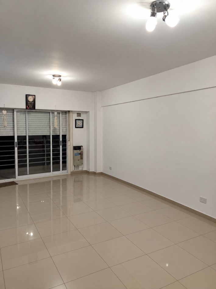 AV. SAN MARTIN 1600, VENTA DEPARTAMENTO DOS AMBIENTES 
