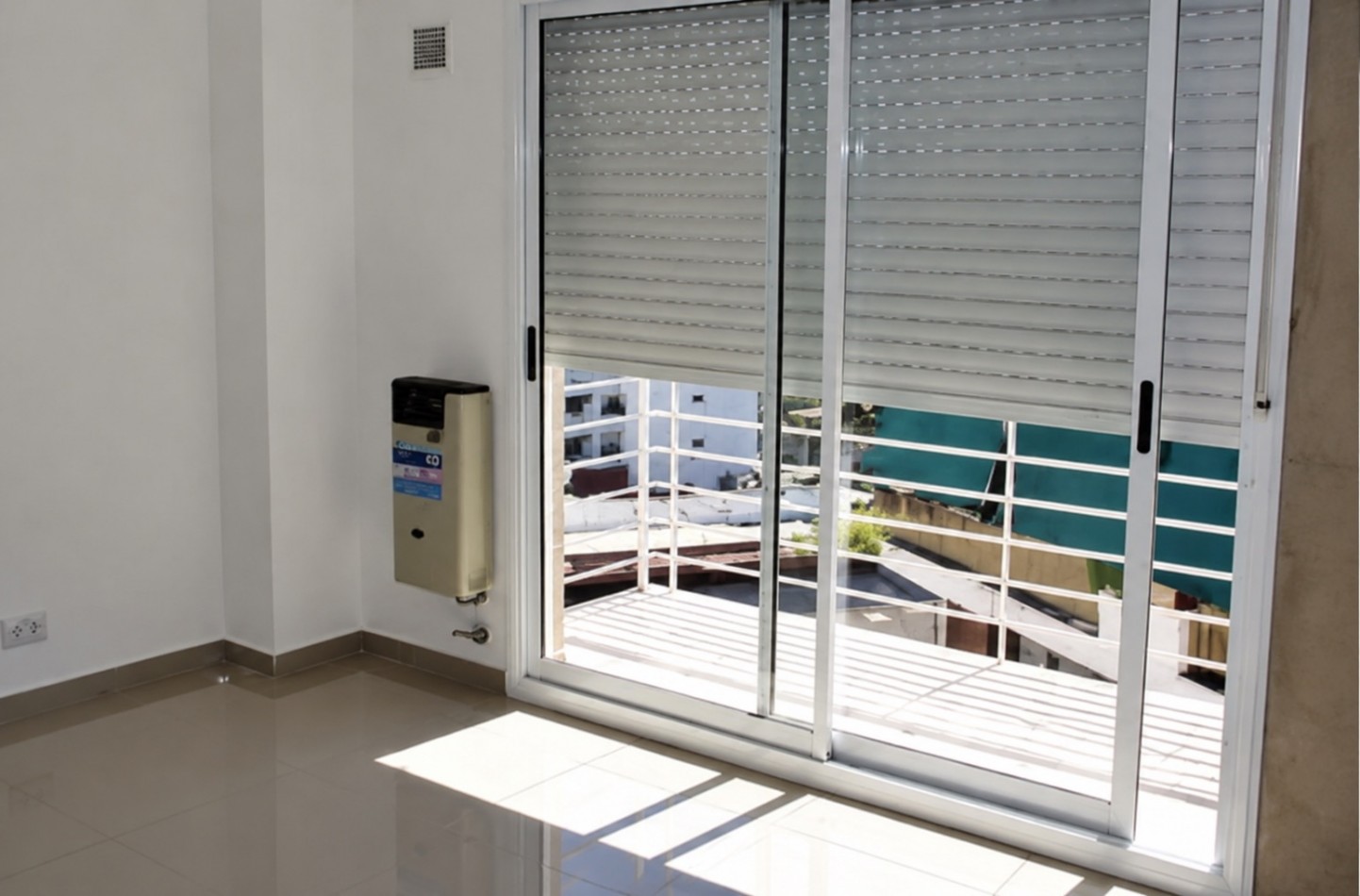 AV. SAN MARTIN 1600, VENTA DEPARTAMENTO DOS AMBIENTES 
