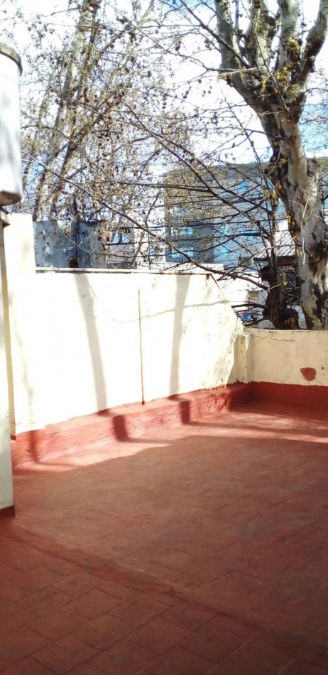 BERNALDES 1100, VENTA PH PATIO TERRAZA , ESPACIO AEREO PROPIO. Posibilidad de Construir +