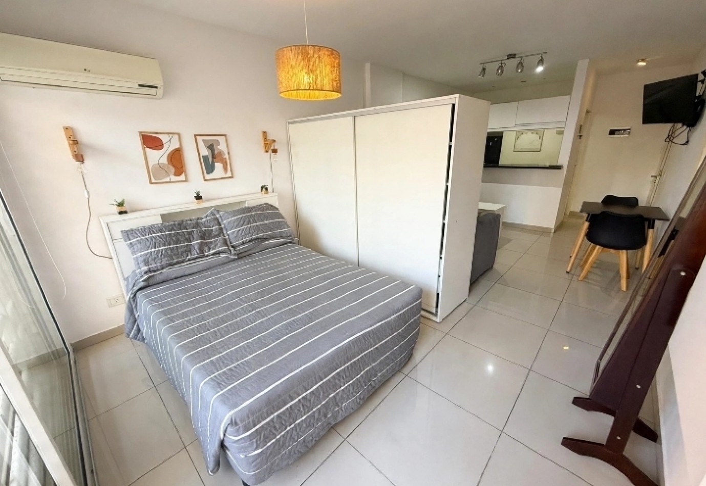 AV. CORRIENTES 5800, Venta 1 AMB AMPLIO C/PATIO PROPIO EDIFICIO 10 AÑOS