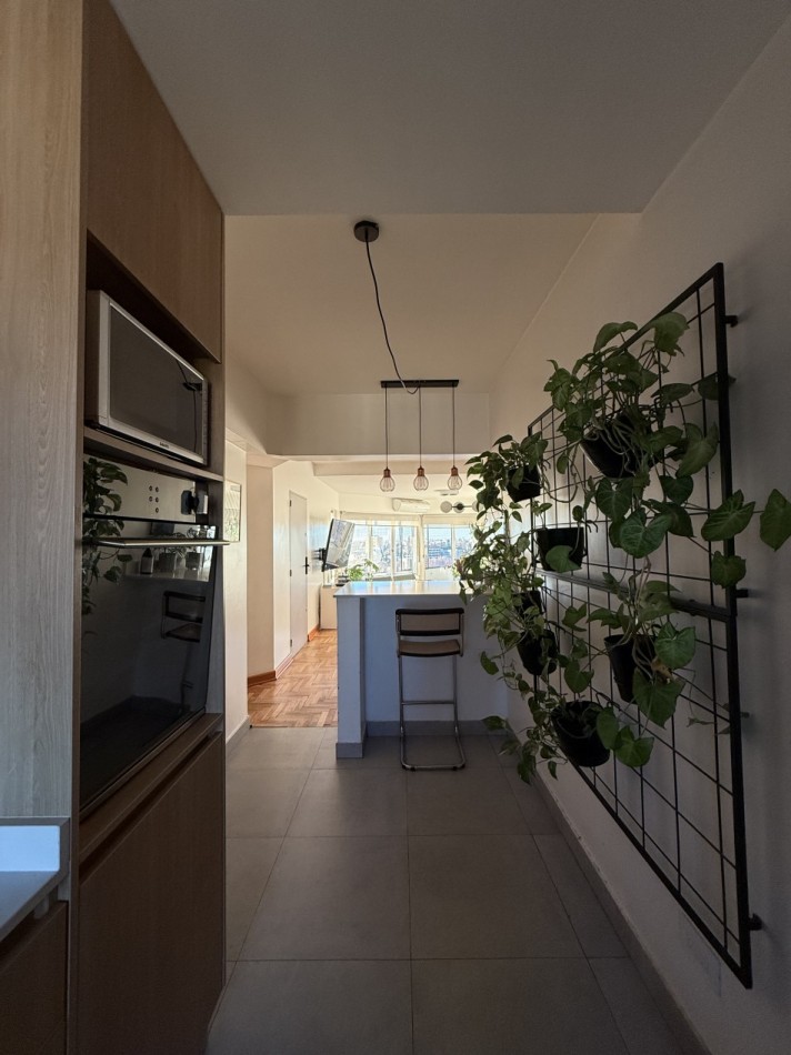 NAVARRO 4400, VENTA PISO DE CUATRO AMBIENTES CON COCHERA Y DEPENDENCIA