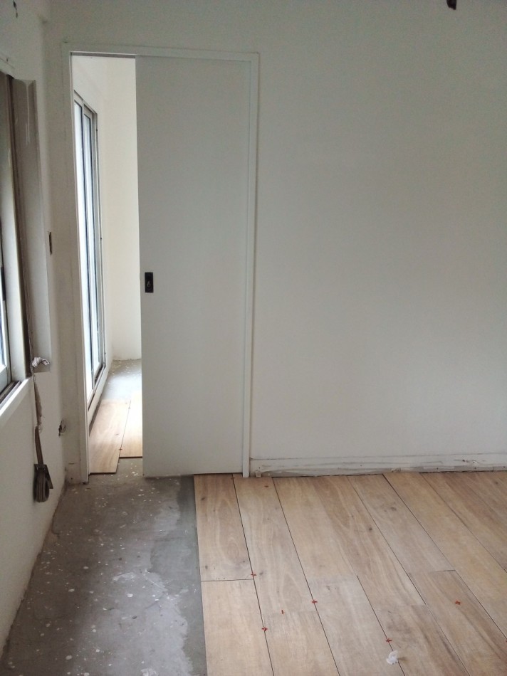 PERON 4100, VENTA 2 AMB A NUEVO