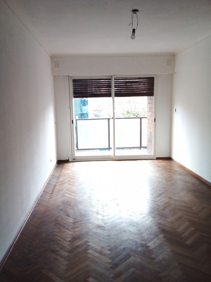 Av CORRIENTES 3100, Venta 3 AMB Fte Balcon 