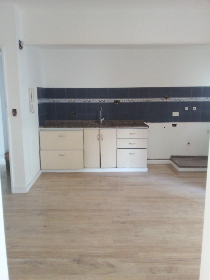 PERON 4100, Venta 2 AMB Apto Prof