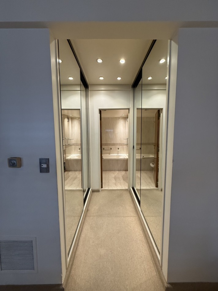 AV. DEL LIBERTADOR 5200, VENTA PISO DE CINCO AMBIENTES EN LAS CAÑITAS