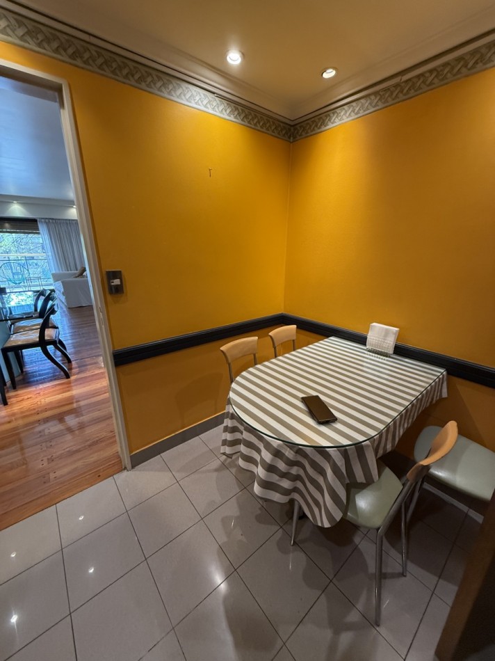 AV. DEL LIBERTADOR 5200, VENTA PISO DE CINCO AMBIENTES EN LAS CAÑITAS