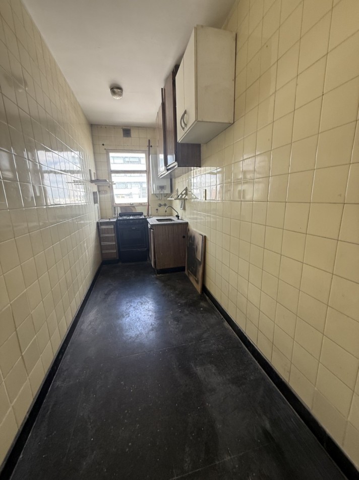 AV. SANTA FE 3600, VENTA DEPARTAMENTO DE DOS AMBIENTES EN UN PISO ALTO