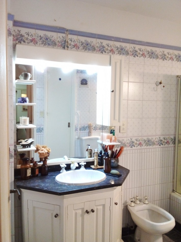 MANSILLA 3600, Venta SEMIPISO, 4 AMB AL FRENTE BALCON CORRIDO PLAZA GUADALUPE