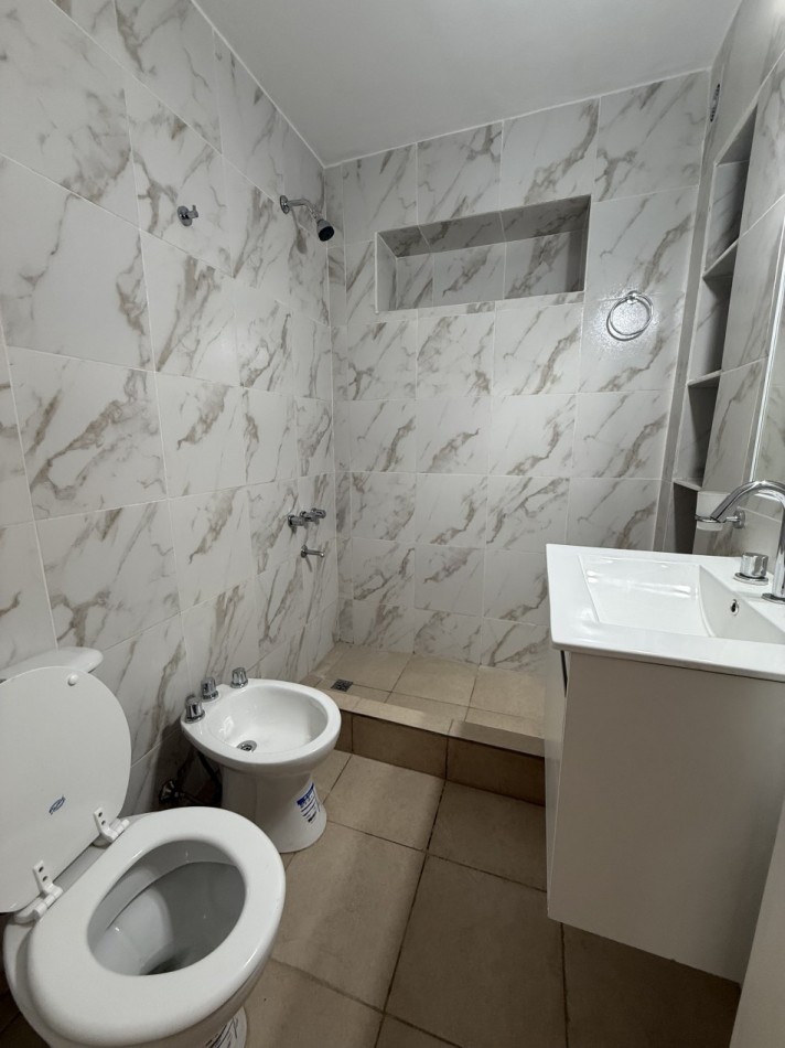 TRES DE FEBRERO 2200, ALQUILER SEMI-PISO TRES AMBIENTES 