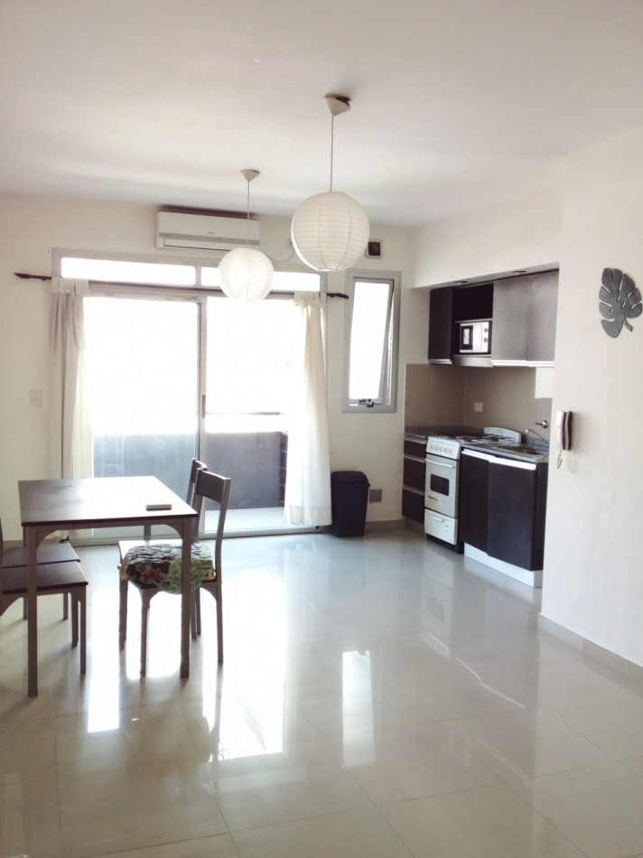 POTOSI 4300, VENTA Excelente Depto 1 AMB DIVISIBLE Frente Balcon