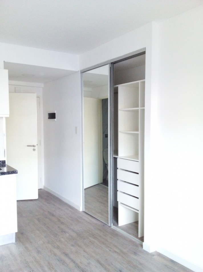 ALSINA 1200 , VENTA IMPEC DEPTO 1 AMB A ESTRENAR