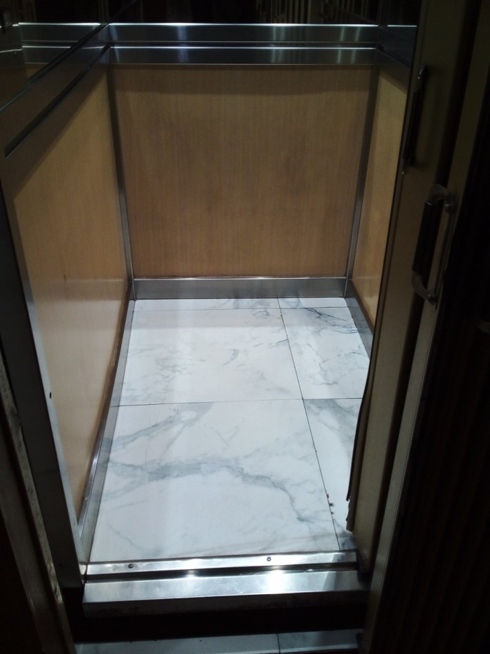 JUNIN 700, VENTA MONOAMBIENTE APTO PROF 2 VENTANAS AL FRENTE