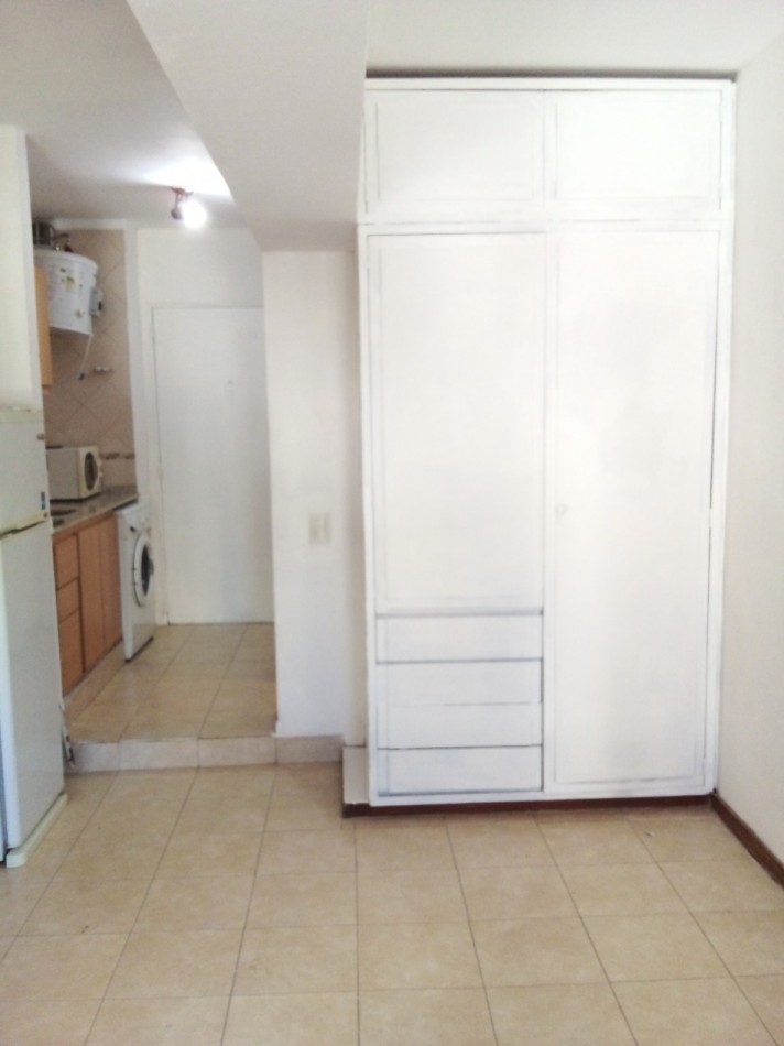 JUNIN 700, VENTA MONOAMBIENTE APTO PROF 2 VENTANAS AL FRENTE