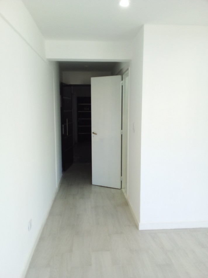 JUNIN 600, VENTA 1 AMB RECICLADO A NUEVO (Como a ESTRENAR)