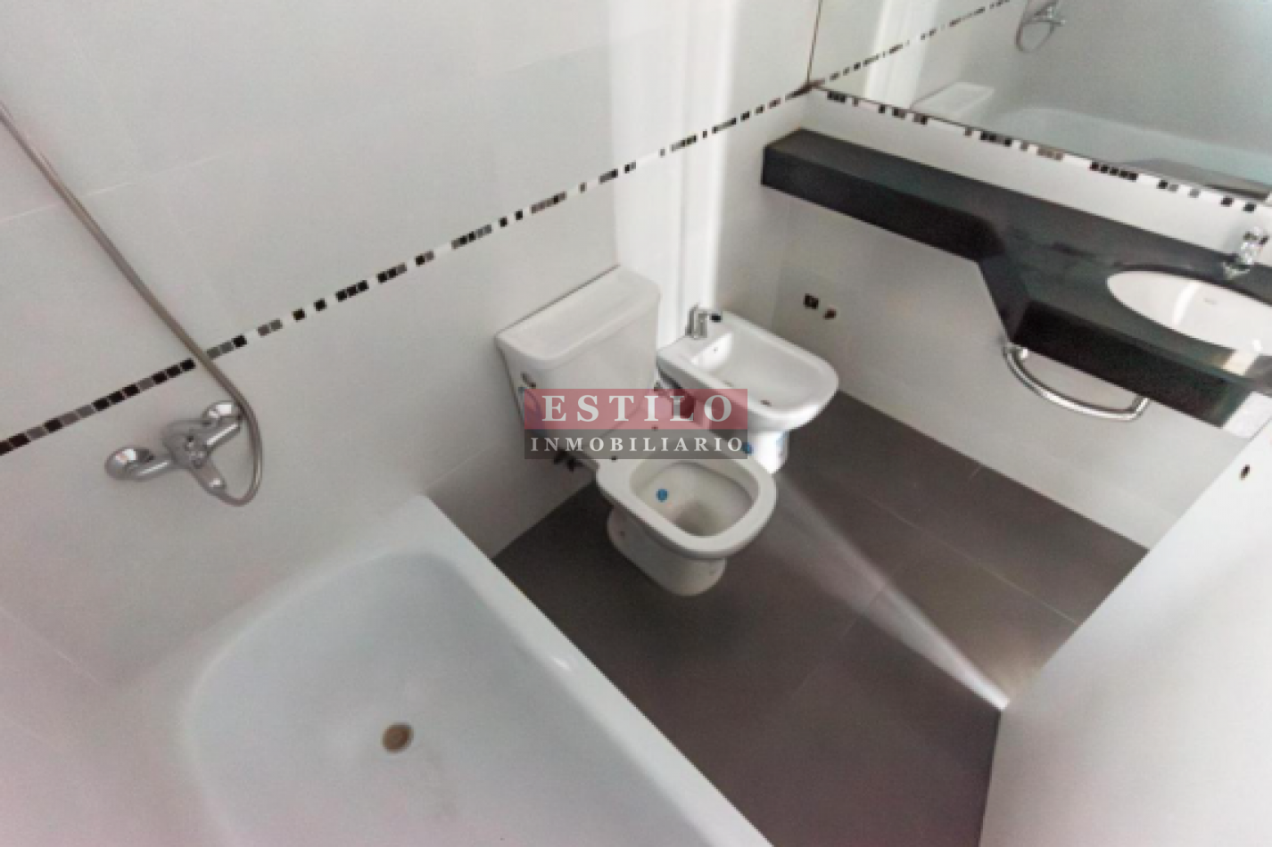 GALLO 900, VENTA DEPARTAMENTO DE DOS AMBIENTES CON TERRAZA