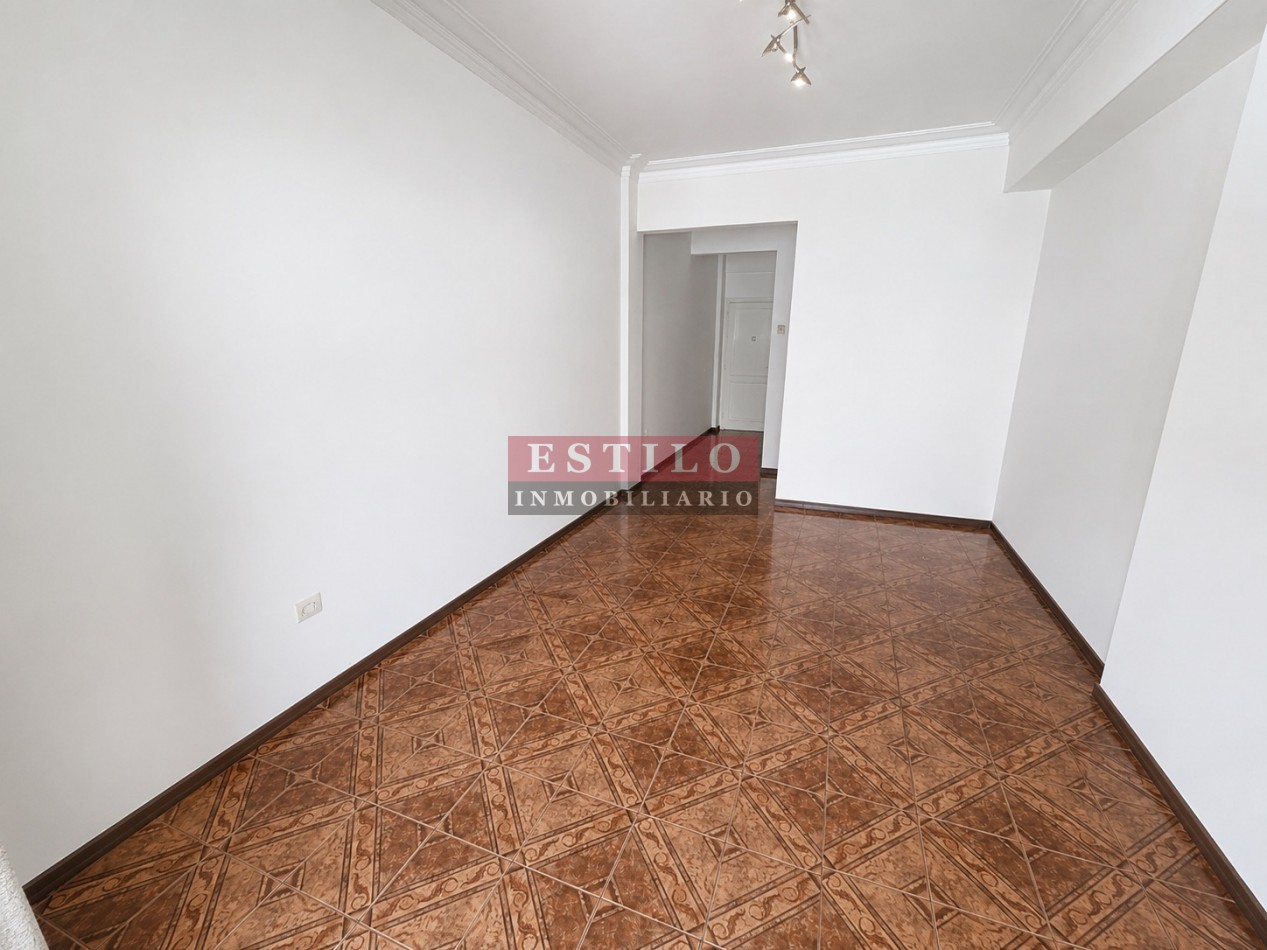 GUEMES 4000, VENTA DEPARTAMENTO DE CUATRO AMBIENTES CON DOS PATIOS