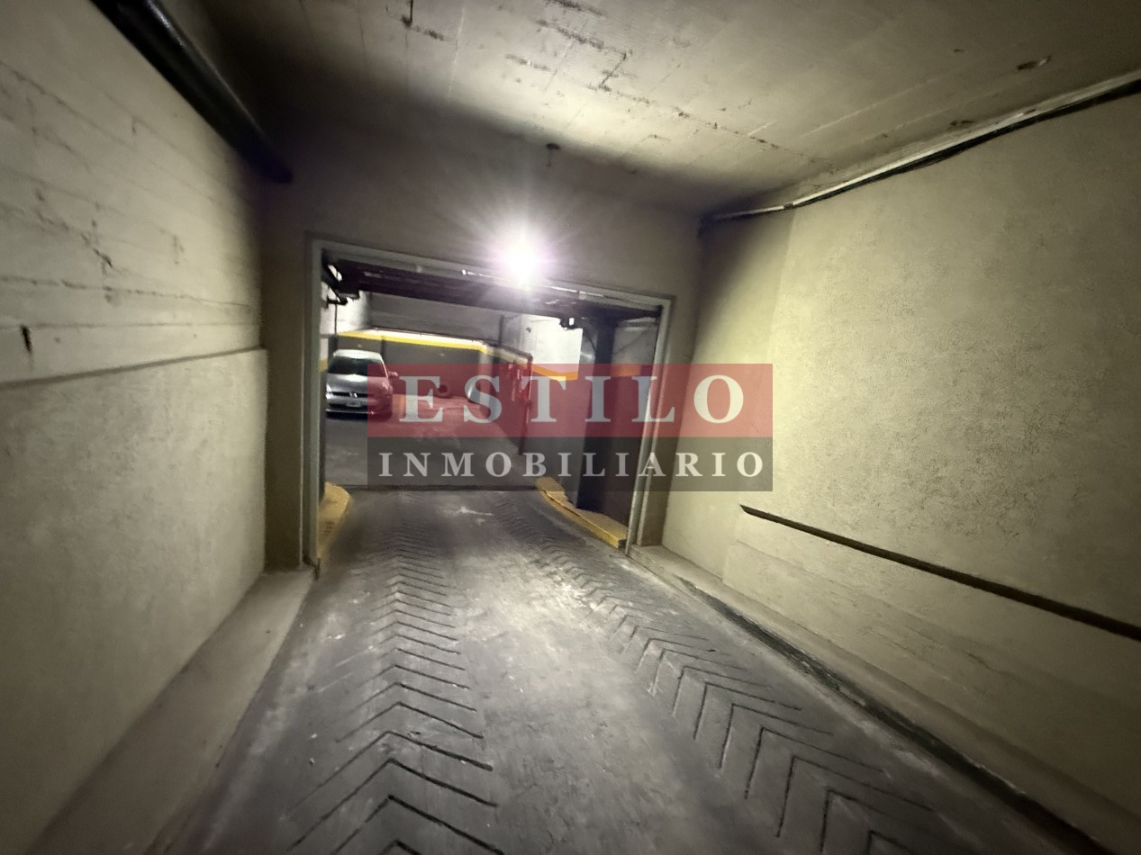 NAVARRO 4400, VENTA PISO DE CUATRO AMBIENTES CON COCHERA Y DEPENDENCIA