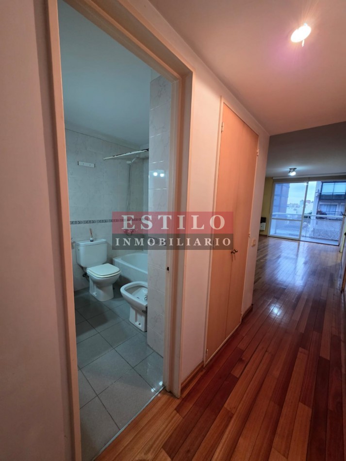 AV. OLAZABAL 4600, VENTA SEMI-PISO DE TRES AMBIENTES